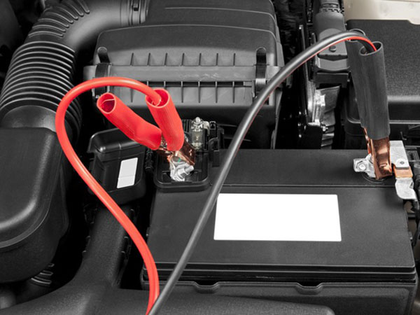Quy tắc câu bình ắc-quy lái xe Việt cần biết cho những chuyến đi xa