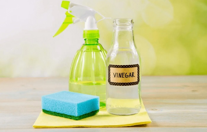 Cách tẩy kính oto bị ố